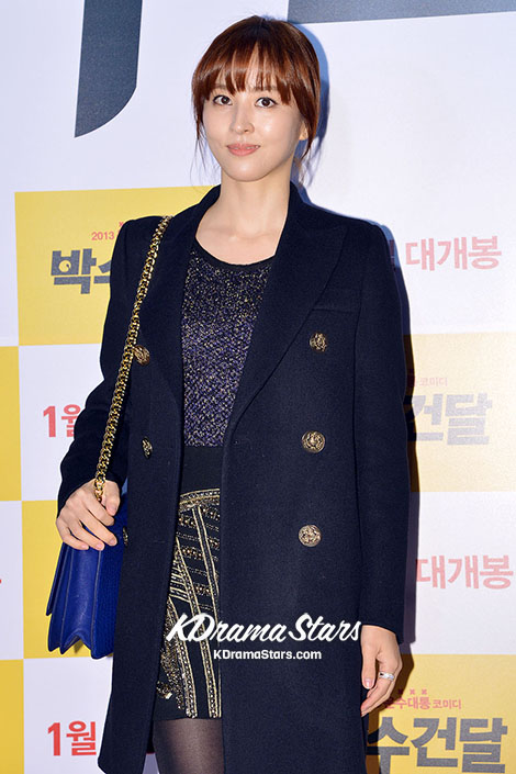 Han Hye Jin at the Premiere Screening of 'The Gangster Shaman' [PHOTOS