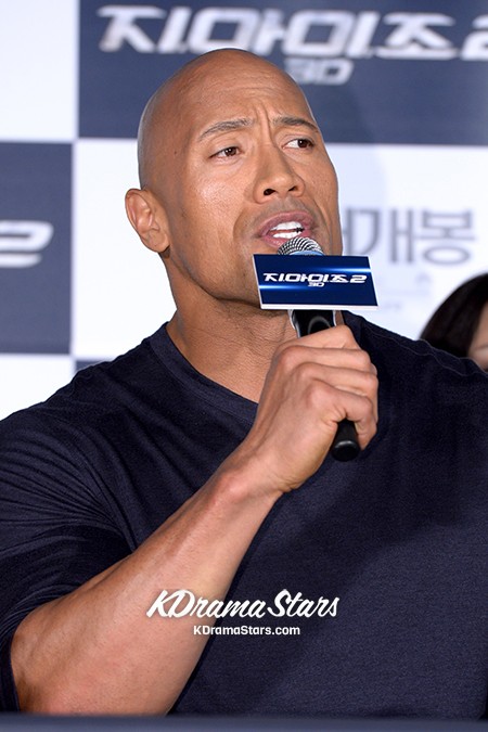 Actor Dwayne Johnson Attends 'G.I. JOE 2' Press Conference [PHOTOS ...