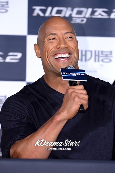 Actor Dwayne Johnson Attends 'G.I. JOE 2' Press Conference [PHOTOS ...