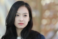 Rumors have surrounded the possible departure of f(x) Victoria from SM Entertainment. 