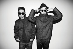 Zion.T and Crush will perform at KCON 2015 in Los Angeles. 