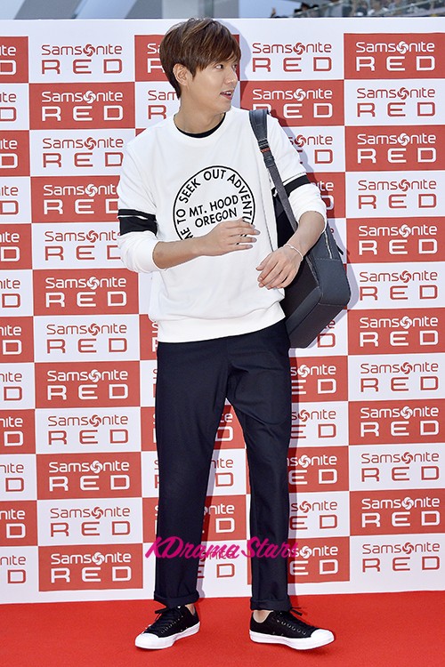 Lee Min Ho at Samsonite Red Fansign Event - Aug 31, 2015 [PHOTOS ...