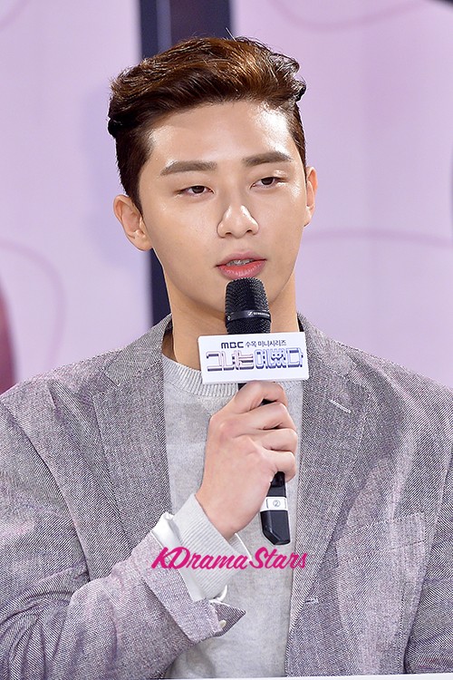 Park Seo Joon at a Press Conference of MBC Drama 'She Was Pretty' - Sep ...