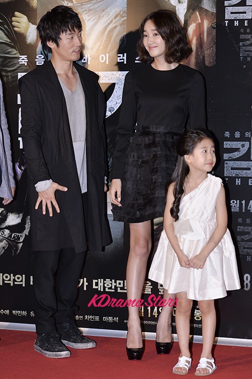 "The Flu" Leading Actors Soo Ae, Jang Hyuk, Child Actress Park Min Ha