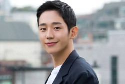Jung Hae-in Talks About His Newly Released Movie 
