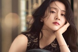 Actress Lee Young-ae Showed Her Goddess-like Beauty In A Fashion Pictorial