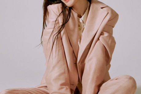 Photographs and interviews of actor Kwon Nara were released in the February issue of Marie Claire.