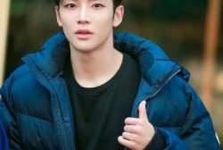 Rowoon Considers to Star in 