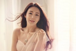 Choi Ji Woo Pens Letter To Her Fans Ahead of Her Child's Birth