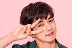Yoo Seung Ho Responds To Issue That His Adopted Cats Were Allegedly Abused
