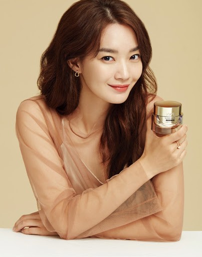 5 Korean Beauty Products Used By Famous Celebrities