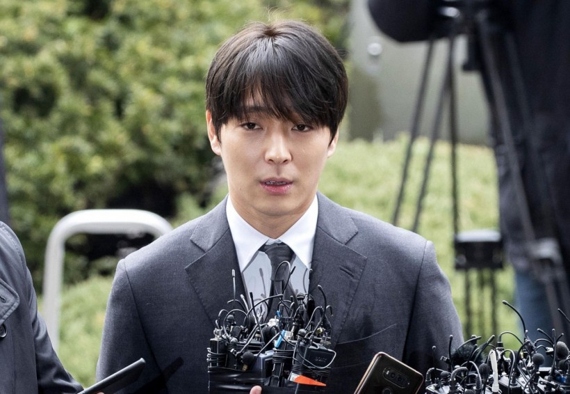 Choi Jong Hoon Reads Apology Letter in Appeal Trial Over Unauthorized Filming and Bribery Charges