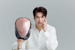 Check Out This Gadget That Lee Min Ho Uses to Maintain His Stellar Looks!