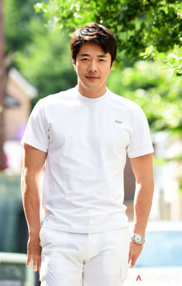 These Sizzling Hot Korean Actors Are Over 40 Years Old Kdramastars 0520