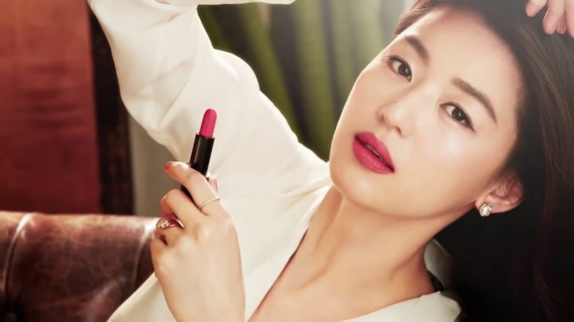 Son Ye Jin And Jun Ji Hyun: Style Icons and Beauty Standard in South Korea
