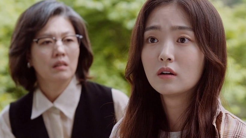 Mystery and Suspense Drama “CHIP IN” Shares Shocking Stills Featuring Kim Hye Joon Caught In A Surprising Twist