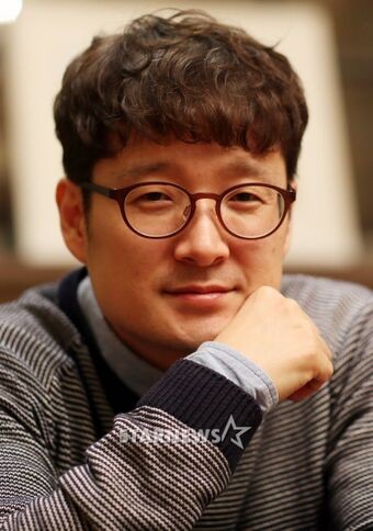 Korean Film Directors With Good Looks 