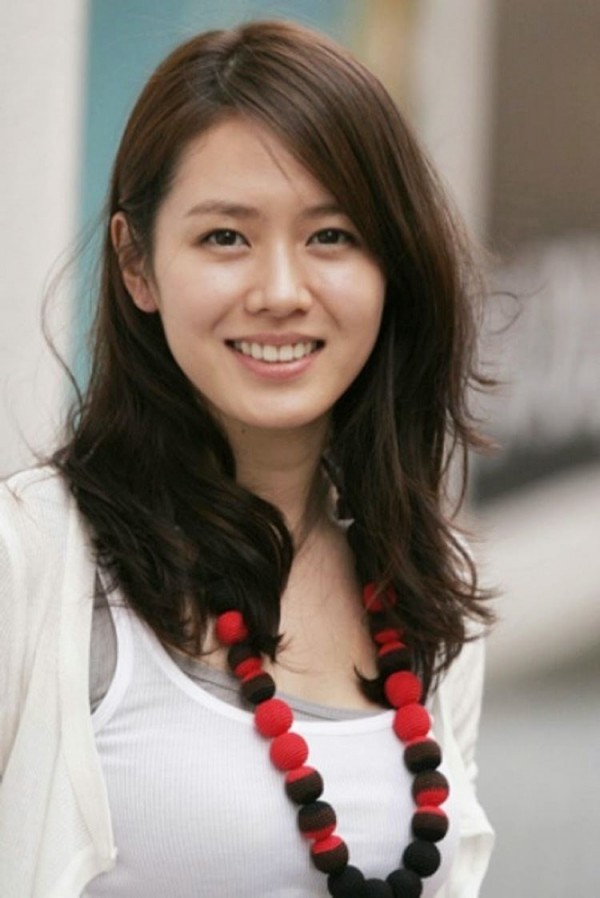 Some Details You'd Love to Discover About Your Favorite Actress Son Ye Jin
