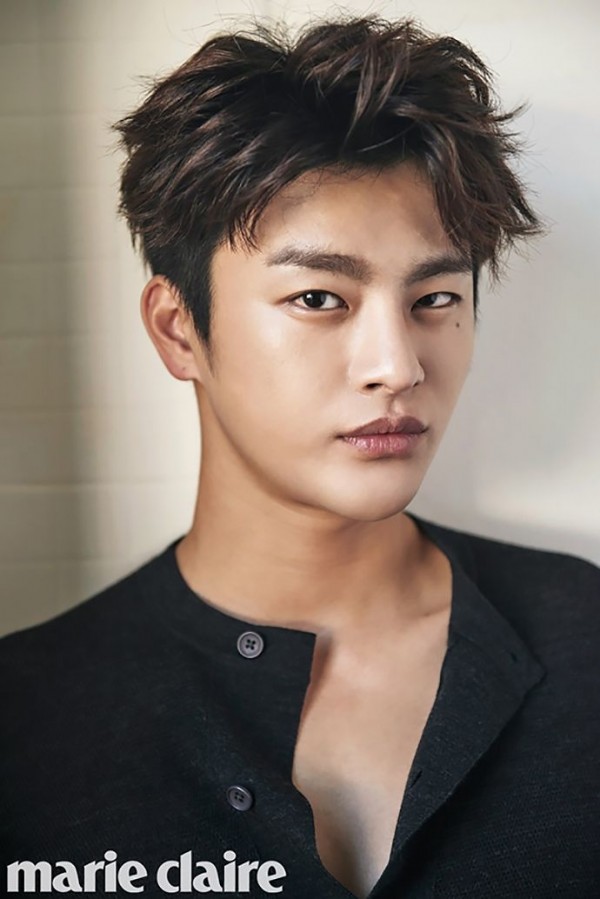 5 Successful Male Korean Drama Actors Who Are K-pop Idols Too | KDramaStars