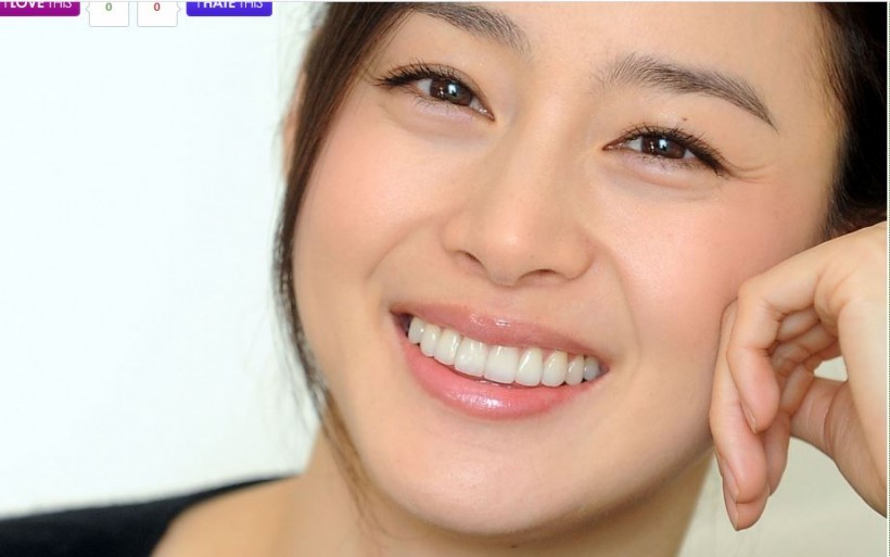 Korean Female Celebrities With The Coveted Eye-Smile