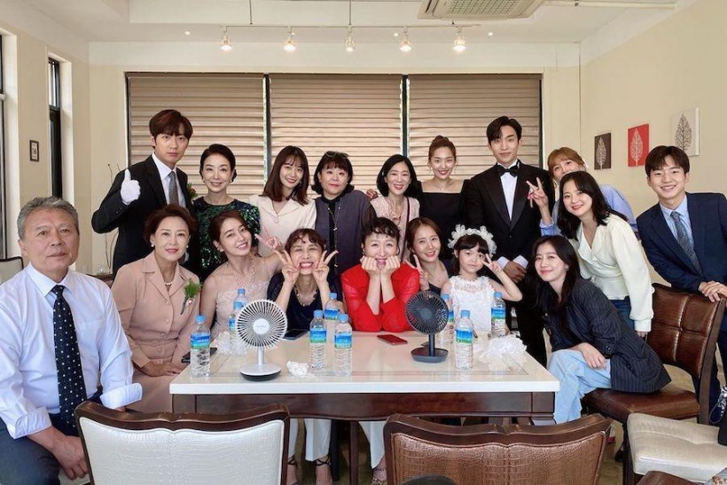 Oh Yoon Ah, Lee Cho Hee, And Park Hyo Shin Bids Farewell As KBS2 “Once Again” Come To An End