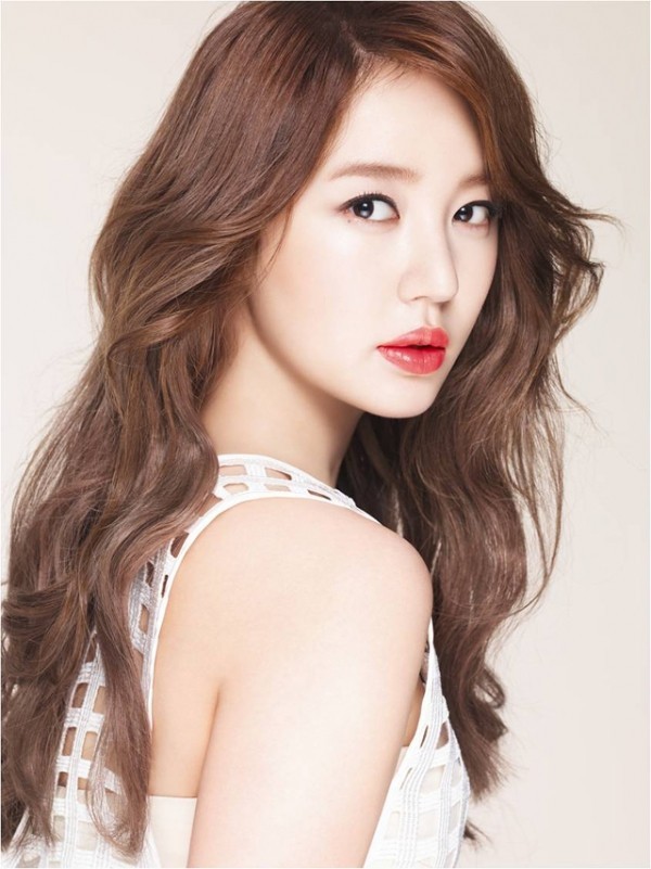 Korean Actresses Reveal Facial Oil as Their Beauty Essential+ Steps for DIY Coconut Oil Facial Scrub