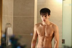 5 Hot Shirtless Korean Actors In Their Late 30's That Are Still Single And Available