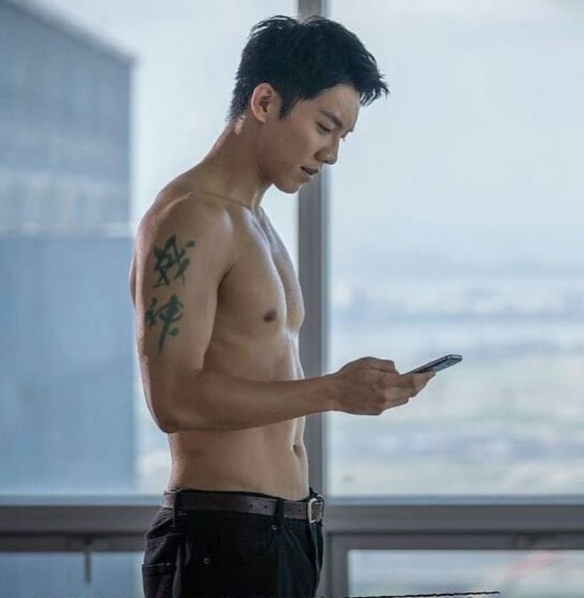 5 Korean Actors Share How They Achieve Their Hot And Sexy Body