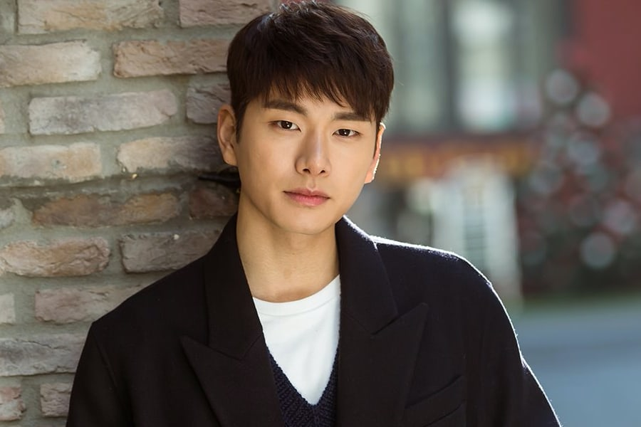 Fans Are Eager to See Lee Yi Kyung in KBS2's Upcoming Drama 'Secret Royal  Inspector' | KDramaStars