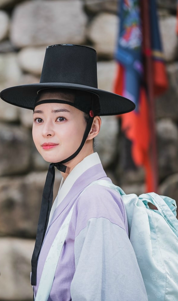 Witness Kwon Nara's Disguise as a Man in 'Secret Royal ...