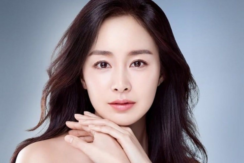Kim Tae Hee's Dad Is a Chairman of Large Transport Company