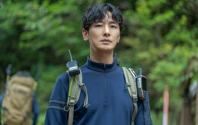 Witness Jun Ji Hyun and Joo Ji Hoon's Transformation as Mountain Rangers in 'Mount Jiri'
