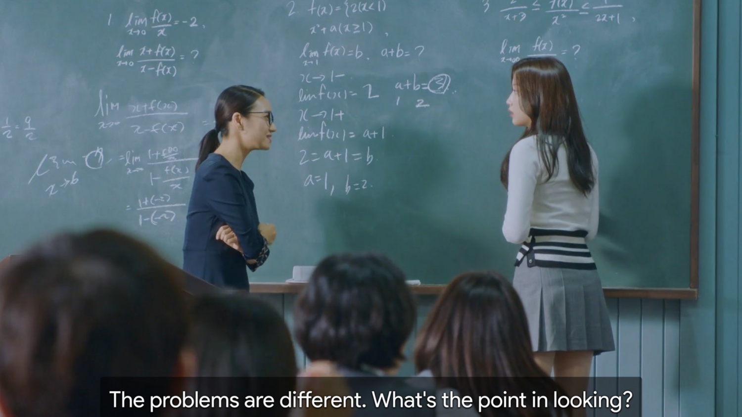 Never-Ending Bickering Moments of ‘True Beauty’ Stars Moon Ga Young and