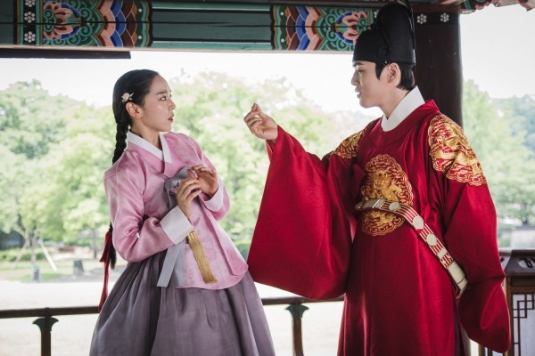  Despite the Controversies Historical Drama 'Mr. Queen' Took the Top Spot In Viewership Ratings