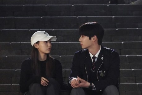Get a Glimpse of NU’EST’s Minhyun and Jung Da Bin’s Heart-warming Moment in ‘Live On’