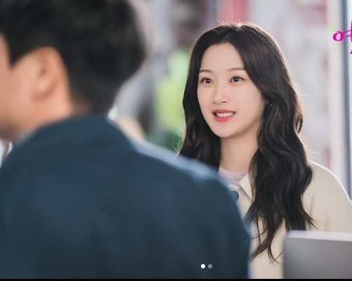  Moon Ga young's Impact on People suffering from Low Esteem