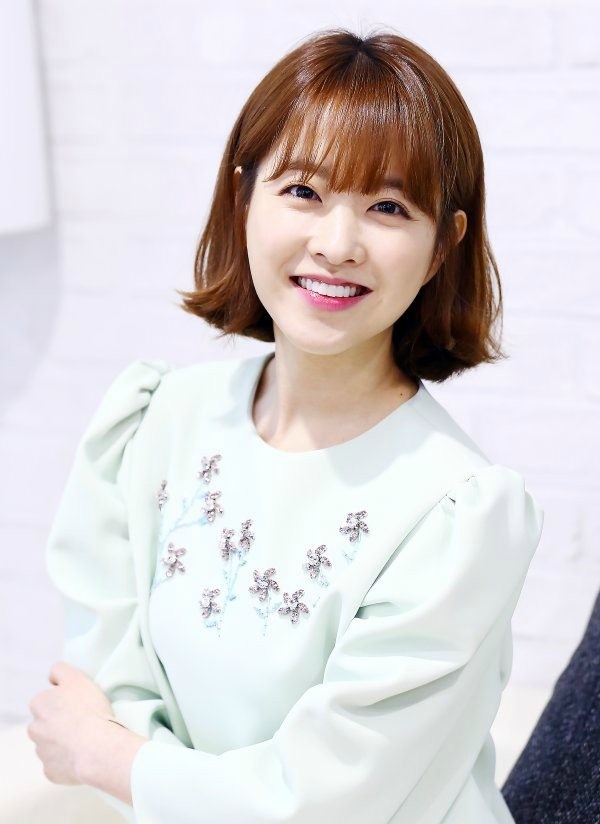 Park Bo Young Shows Kindness and Generosity by Giving a Warm Donation to Children from Low-Income Families