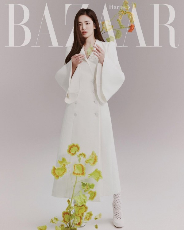 Song Hye Kyo Flaunts Ageless Beauty in New Harper's Bazaar Cover ...