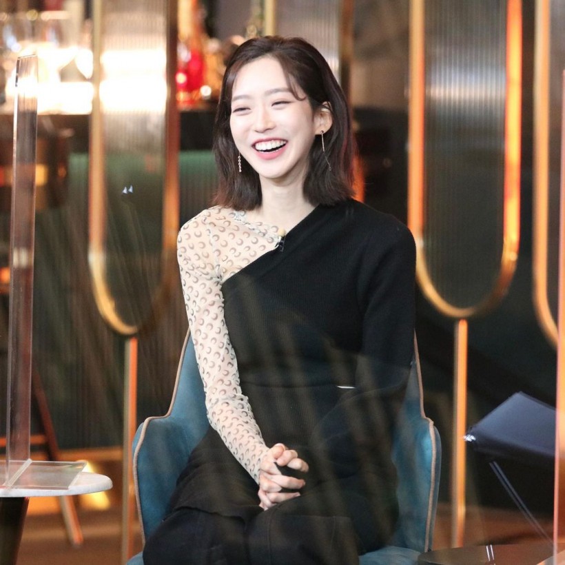 Watch: ‘The Penthouse 2’ Actress Han Ji Hyun Showcases Her Dancing Skills by Performing Chungha’s ‘Gotta Go'