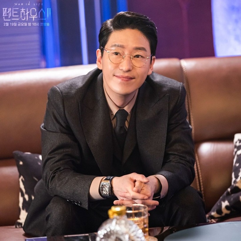 ‘The Penthouse 2’ Episode 8: Uhm Ki Joon Forces Kim So Yeon to Marry Him