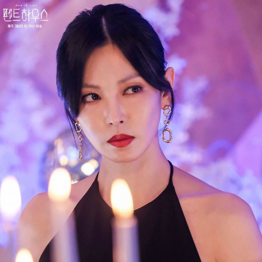 ‘The Penthouse 2’ Episode 8 Recap: Uhm Ki Joon Forces Kim So Yeon to