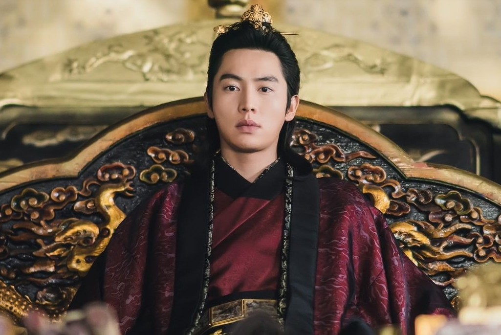 ‘River Where the Moon Rises’ Episode 18: Kwon Hwa Woon is the New King