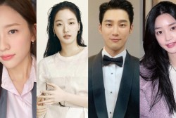 Kim Go Eun, Ahn Bo Hyun, Lee Yu Bi and Park Ji Hyun 