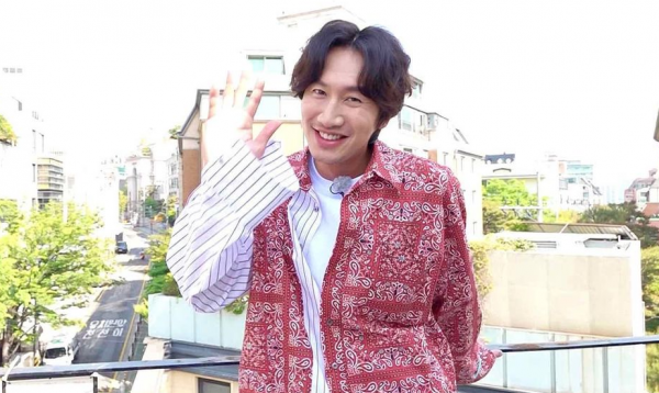 Lee Kwang Soo Remains Unmoved by Suzy's Beauty on Running Man - Soompi