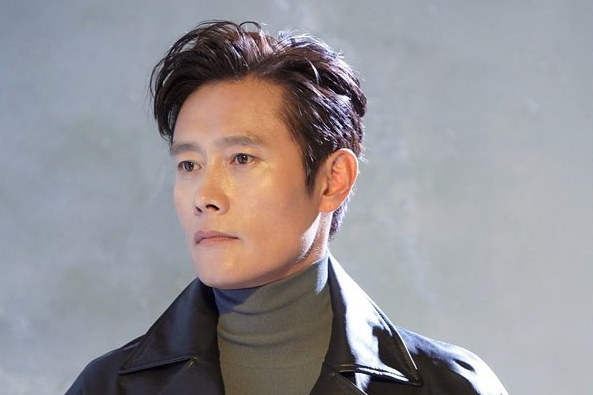 ‘Squid Game’ Stars Lee Jung Jae and Lee Byung Hun to Attend the ‘2021