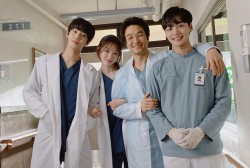'Dr. Romantic ' Cast