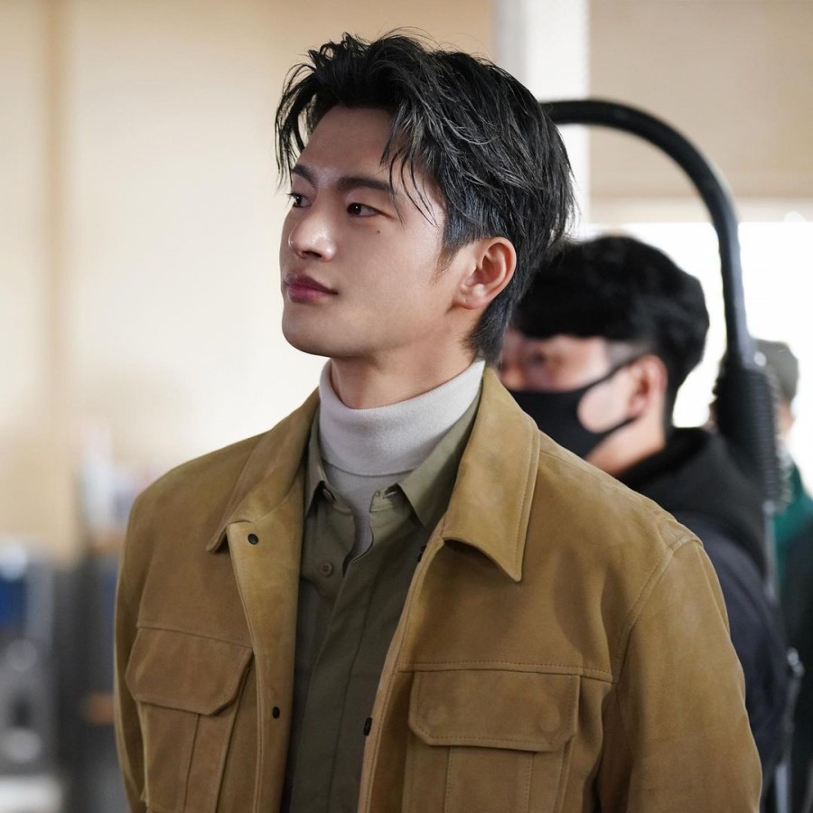 Seo In Guk Relationship Status 2021 The ‘doom At Your Service Star Reveals The Quality He 9486