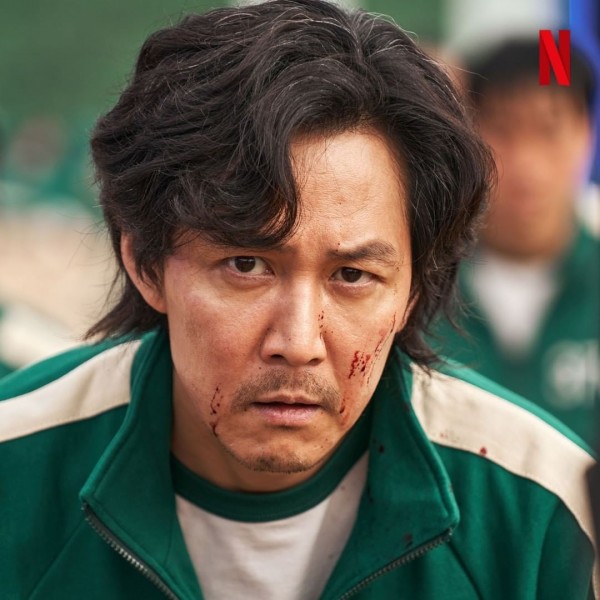 Watch Lee Jung Jae, Park Hae Soo and More Attempts to Survive the Death
