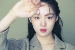 Lee Sung Kyung   