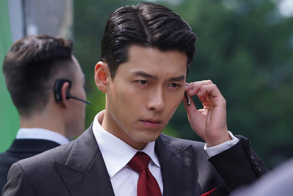 Pin by Sara Lau on Sara Hyun Bin | Hyun bin, Actors, Asian man haircut